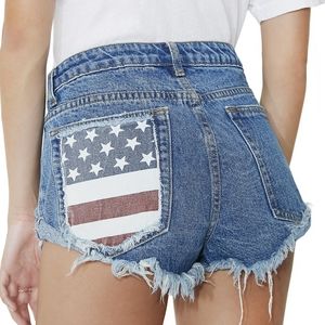 NWOT Signature8 Liberty Belle Jean Shorts